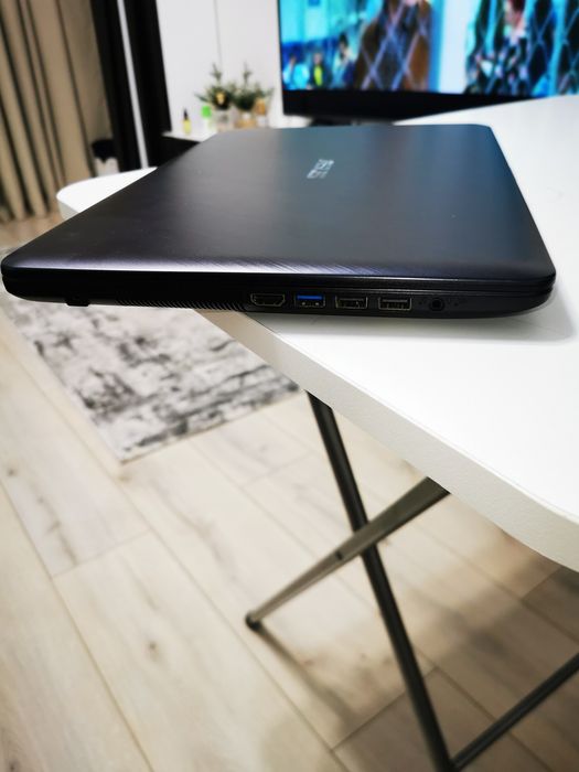 Laptop Asus X543MA impecabil SSD 256