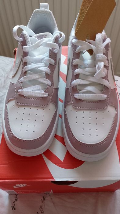 Нови маратонки Nike