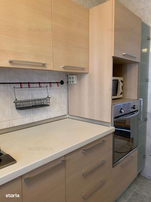 2 camere Calea Victoriei Sala Palatului