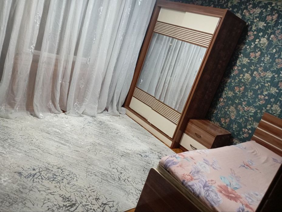 Четырех комнатная квартира Юнусабадский район.