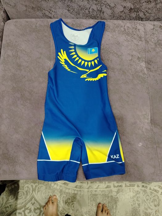 Нательник для вольной борьбы