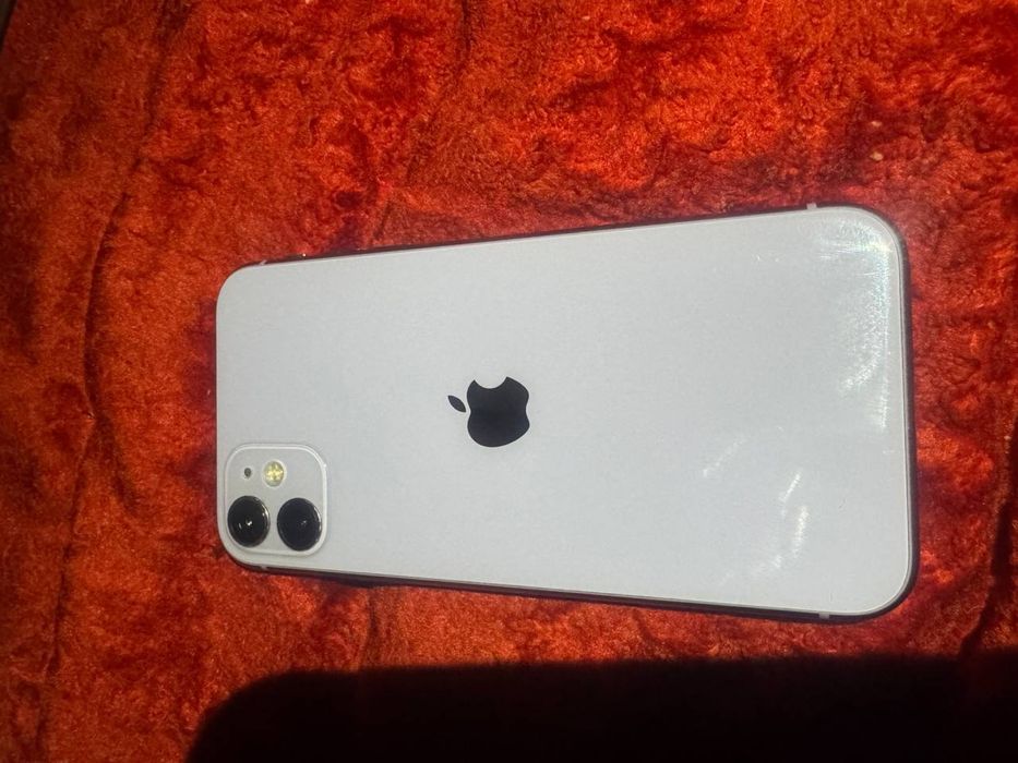 iPhone 11  128gb