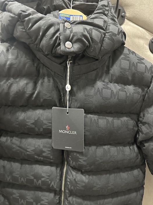 Moncler куртка 164-170 см