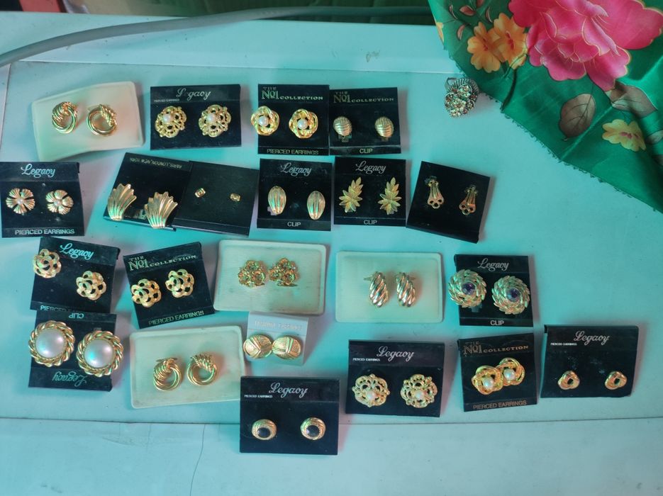 Серги гвоздики,клипсы по 100т