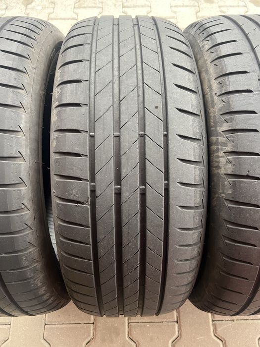 4 броя Летни Гуми 235/50/19 BRIDGESTONE ДОТ: 0124