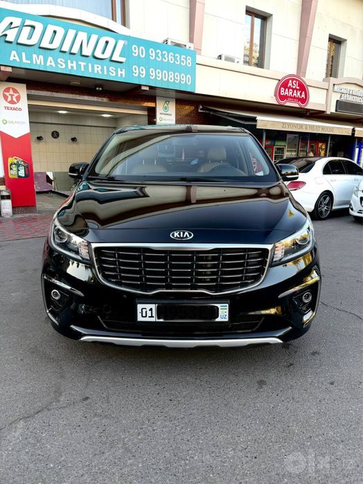 kia carnival srochno sotiladi