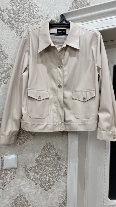 Курта на повседневку,очень лёгкая,подходит для любого возраста