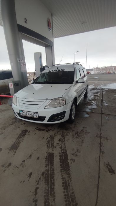 Продам Ларгус 7 мест