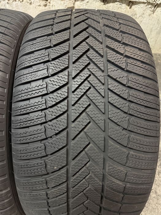 275/40/19 Bridgestone 2бр дот21