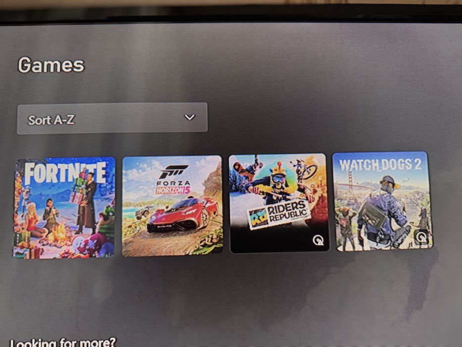 Продавам Xbox one s 1T