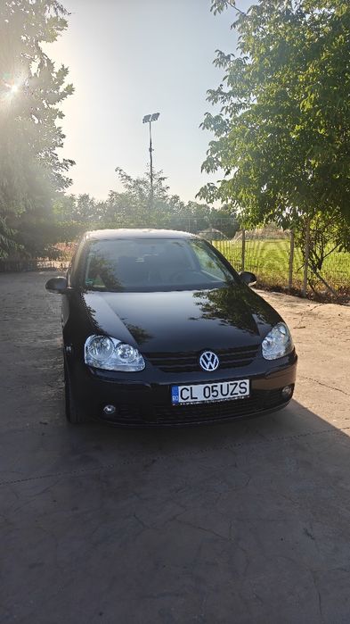 Se vinde Volskwagen Golf 5