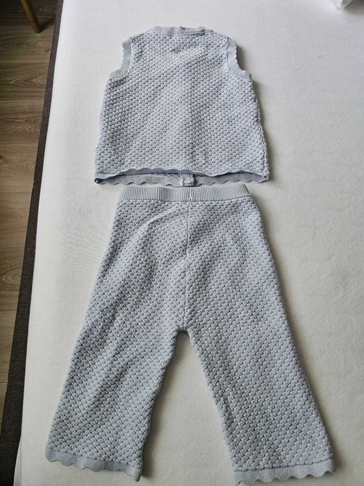 Set vesta si pantaloni tricotati bebe Next albastru marimea 80cm