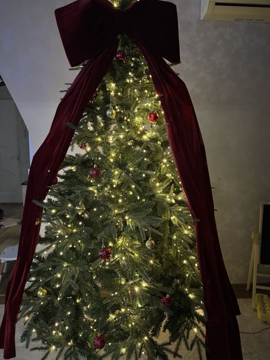 Елка новогодняя с подарками