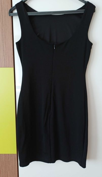 Рокля Guess размер М