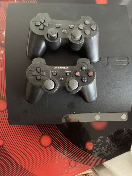 Vand ps 3 in stare foarte buna