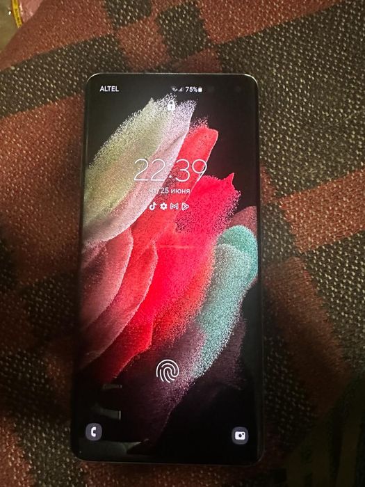 Samsung s10 5g   .