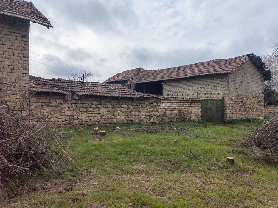 Продава се Къща в с. Иванча, Област Велико Търново - 2500 кв.м за 9 €/кв.м - Снимка #7