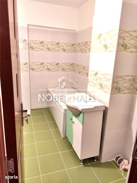 Apartament 3 camere, decomandat, etajul 3, Zona Gura Leului