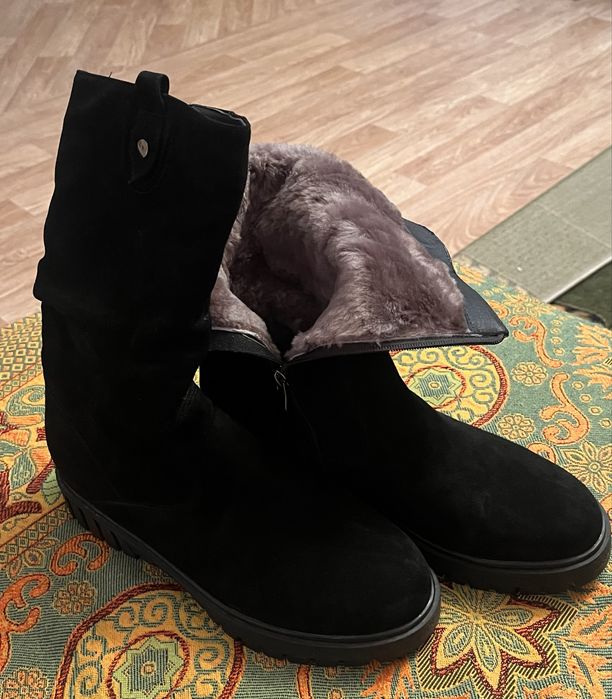 Замшевые зимние сапоги