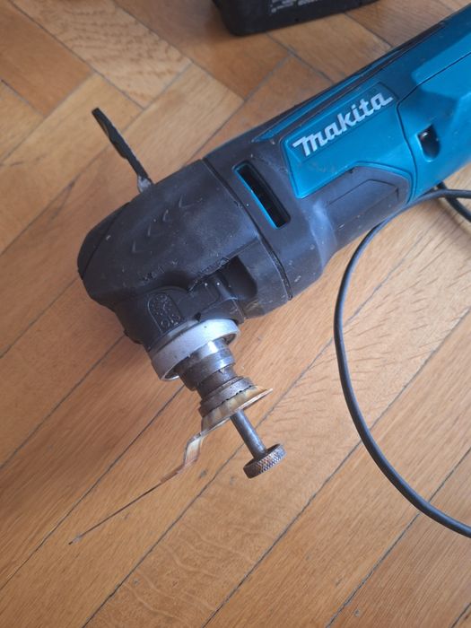 Multifunctional Makita / multicutter DTM51