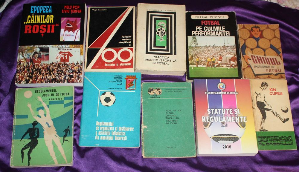 65 carti sport fotbal educatie fizica Steaua karate antrenament