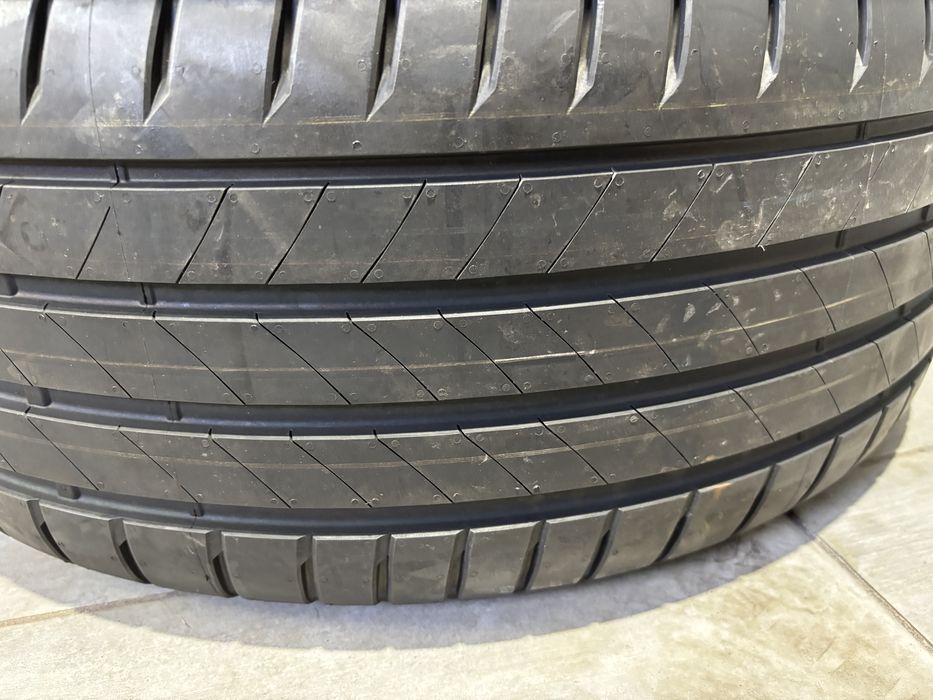 Anvelope NOI de vara Bridgestone 255 45 R19