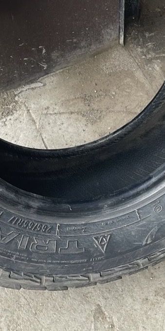 Продам шины  265/65 R17
