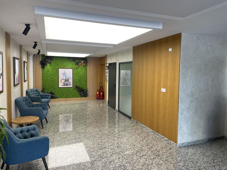 Дава се под наем Офис в София, Център - 209 кв.м за 2717 € - Снимка #10