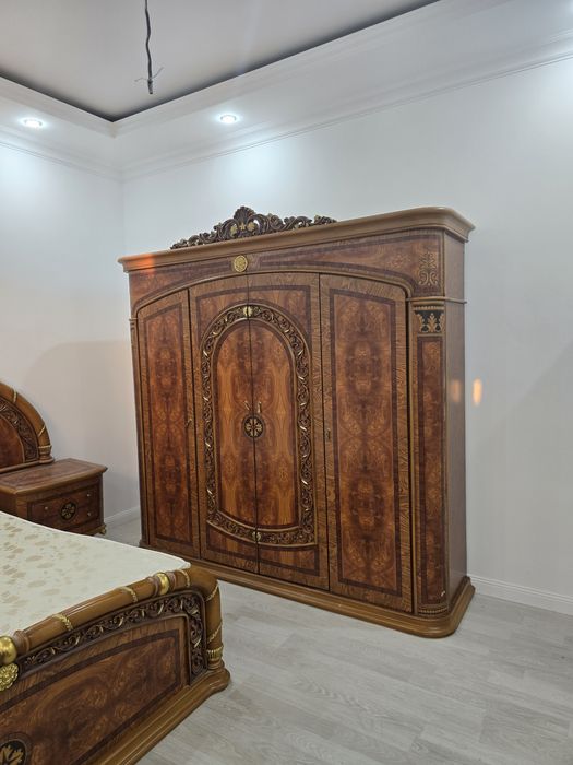 Мебель для спальной