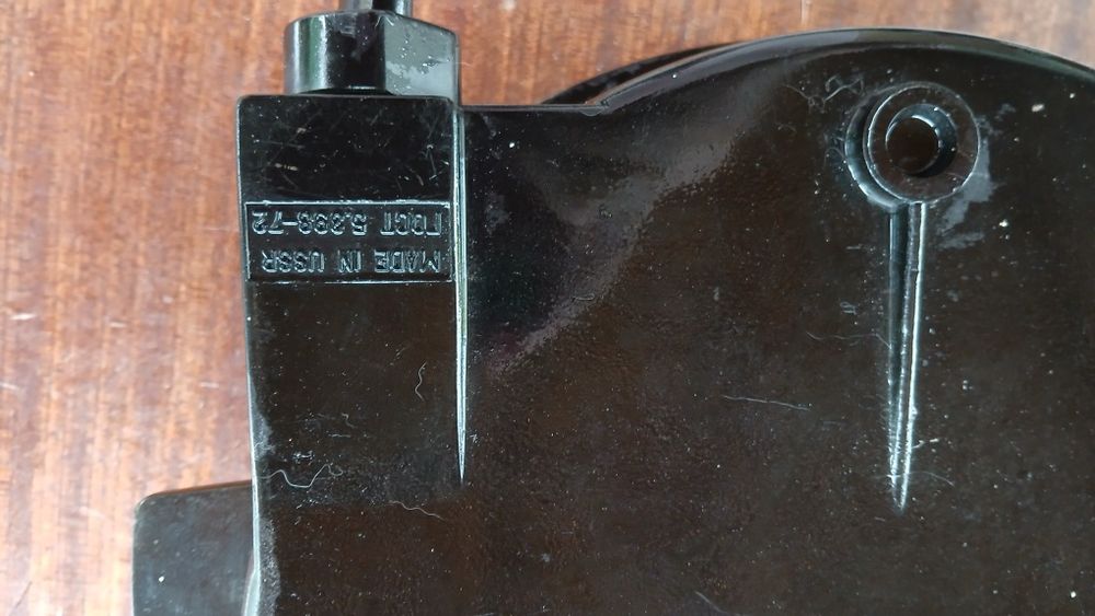 Фотографски аксесоари–филтри,  фотонож  и други - виж снимките