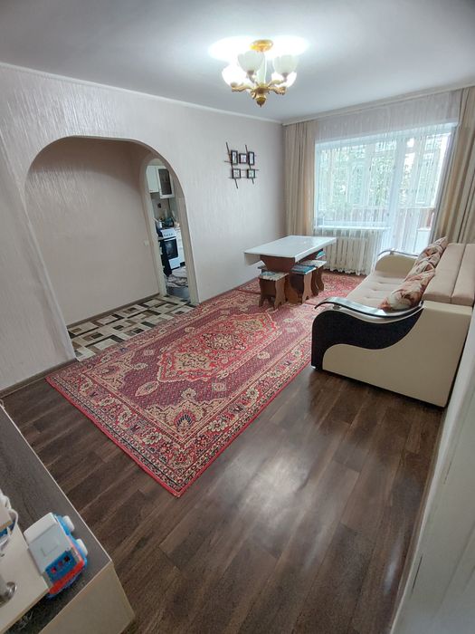 Продается 3-комн (1-37, 3 эт)