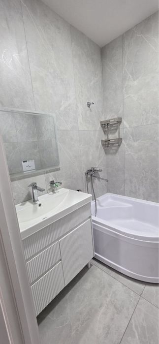 2 комн.  Квартира Хонобод Авеню