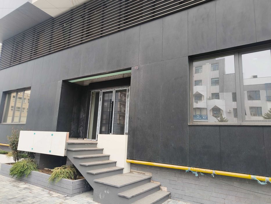 Spatiu comercial premium ultracentral/parter/stradal