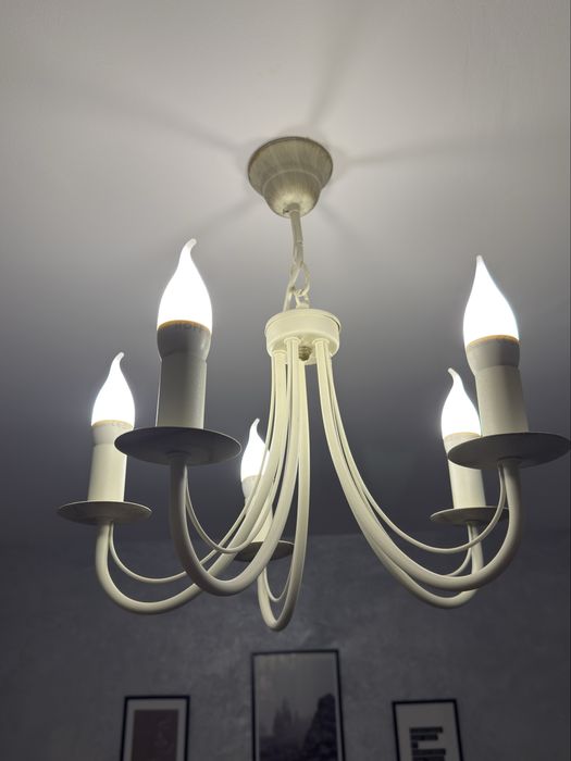 Vând candelabru si aplica perete