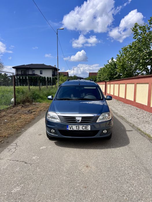 Dacia Logan  7 locuri 2010