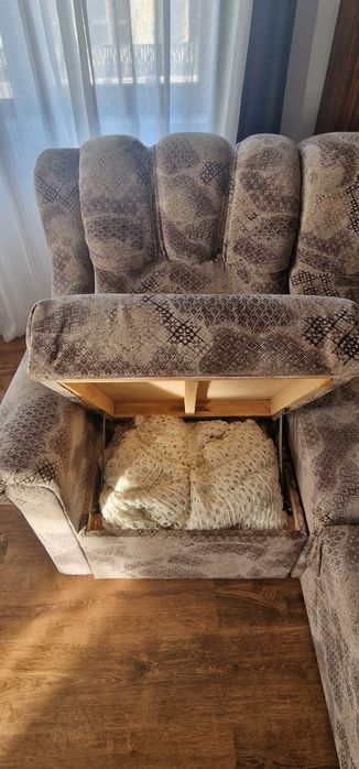 Coltar extensibil din stofa