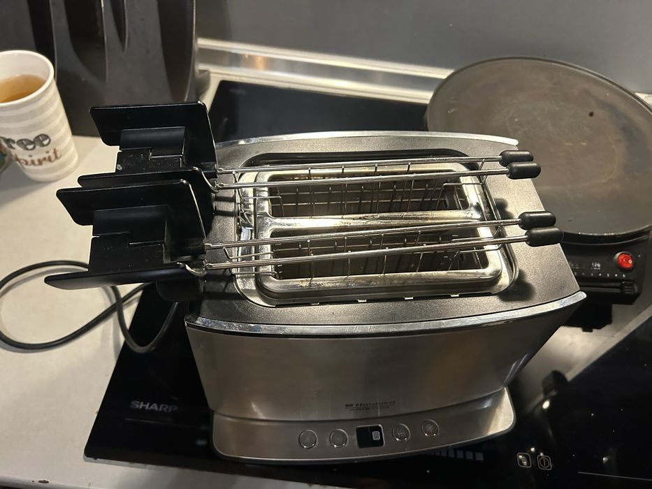 Тостер Hotpoint Ariston