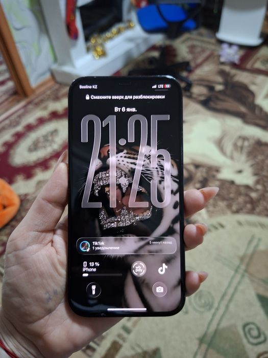 Продам айфон 12 про макс