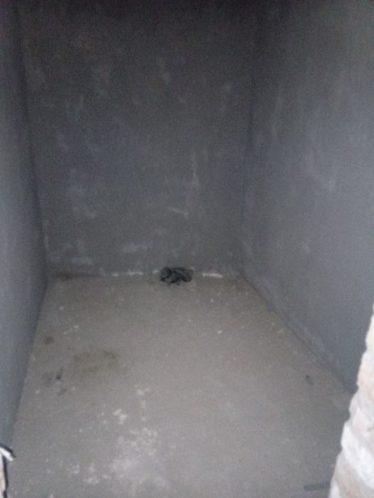 Обу хает 2/4/12 квартира сотилади. 54.03 квадрат. Нархи 55500 .