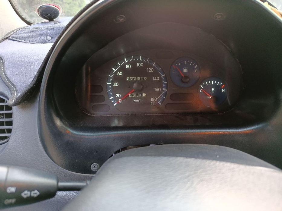 2008 matiz holati idyal minishga tayor salonlari qirilib chizilib ketm