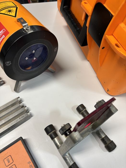 Nivela laser tevi canalizare geolaser kl80 leica topcon hilti