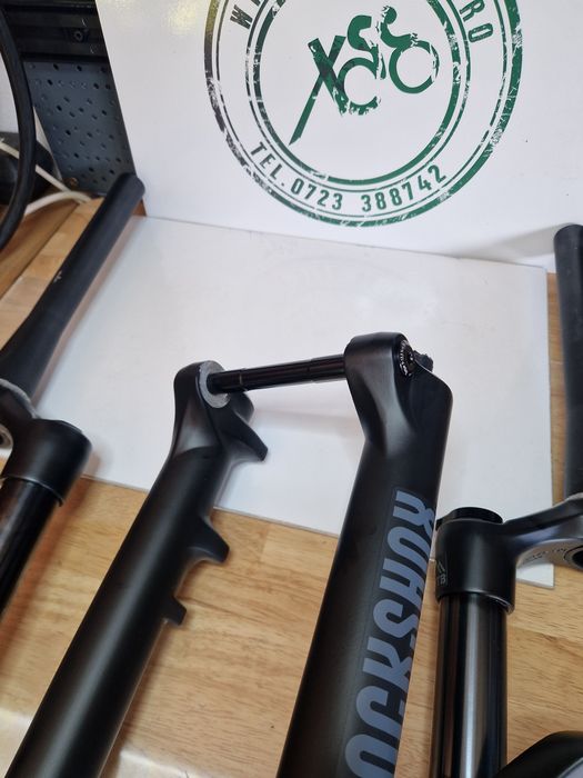 Furca bicicleta RockShox 35 silver coil roti 27,5 tapered boost ax inc