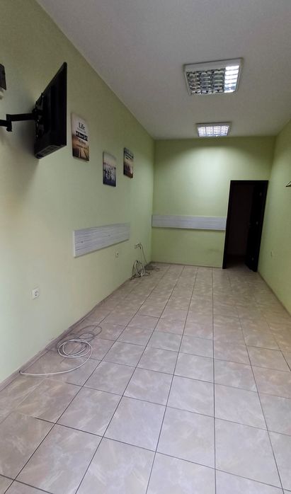 Дава се под наем Офис в Пловдив, Южен - 30 кв.м за 255 € - Снимка #5