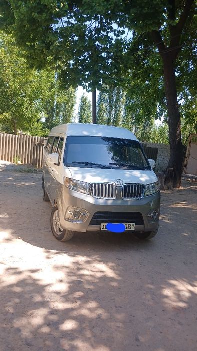 Shineray x30L mikroaftobus