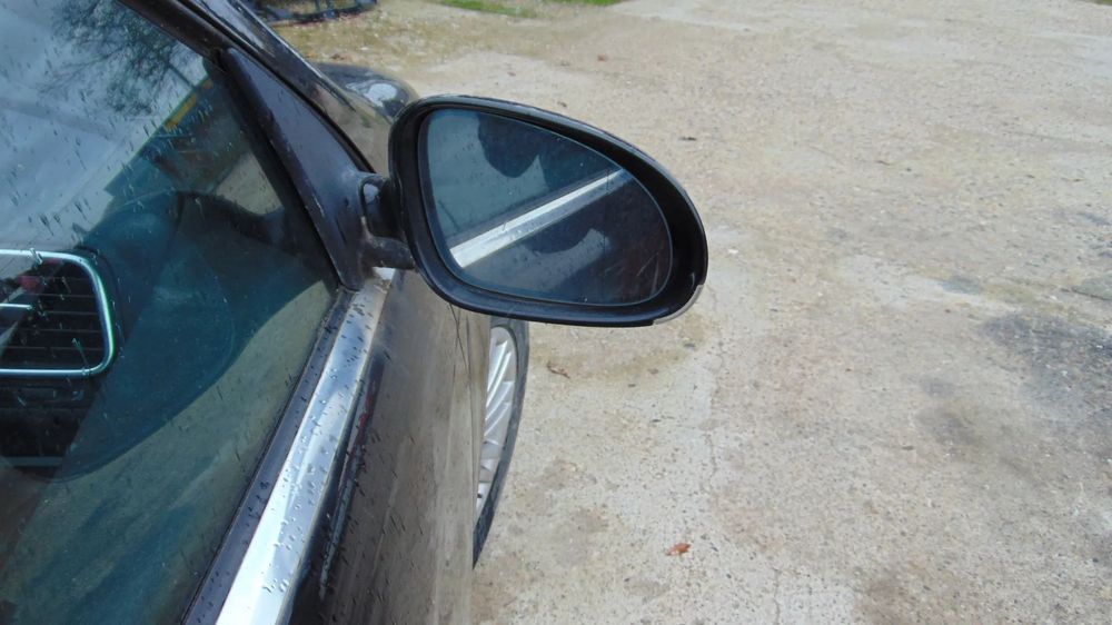 oglinda VW Eos 2006-2011 oglinzi stanga dreapta eos negre negru neagra dezmembrez eos 2.0fsi benzin