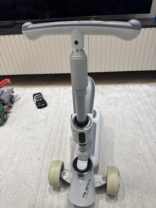 Продам самокат универсальный