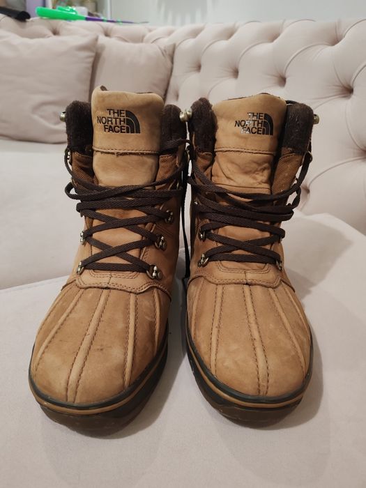 Продавам The north face