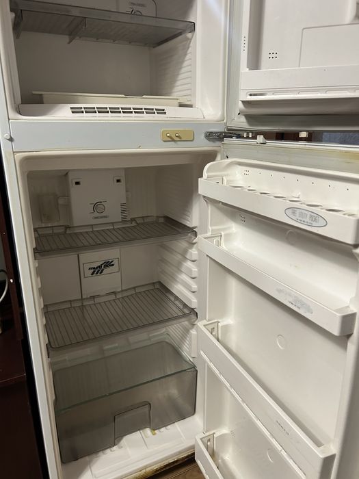 Холодильник в хорошем состоянии