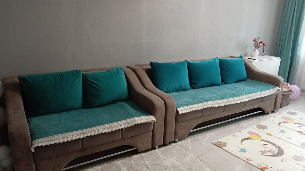 Продаётся диван в хорошем состояние