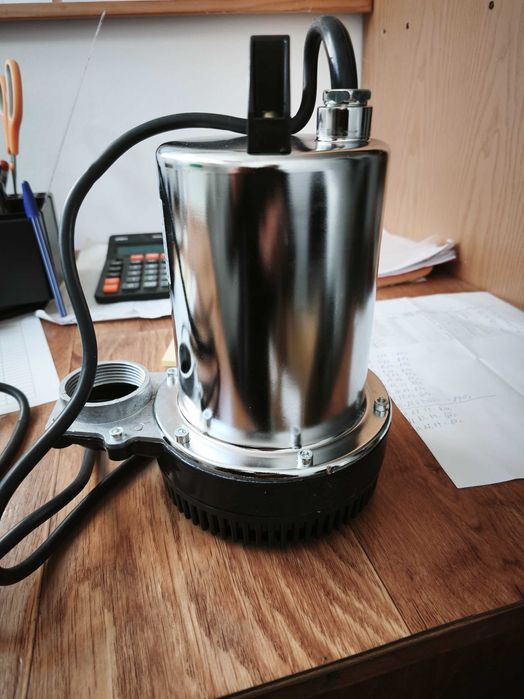 Потопяема помпа 12v